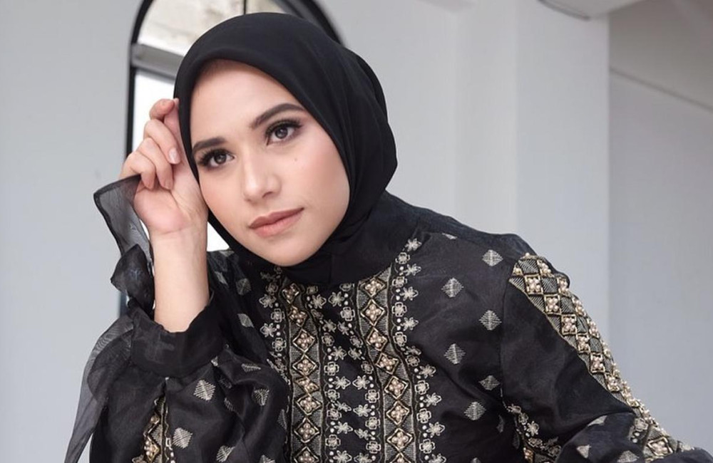 Khanaan Shamlan Beri Tips Tetap Cantik Saat Ramadan di Rumah Saja