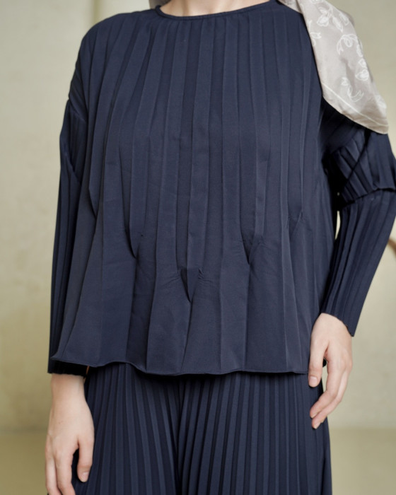 Dania Pleats Set - Navy