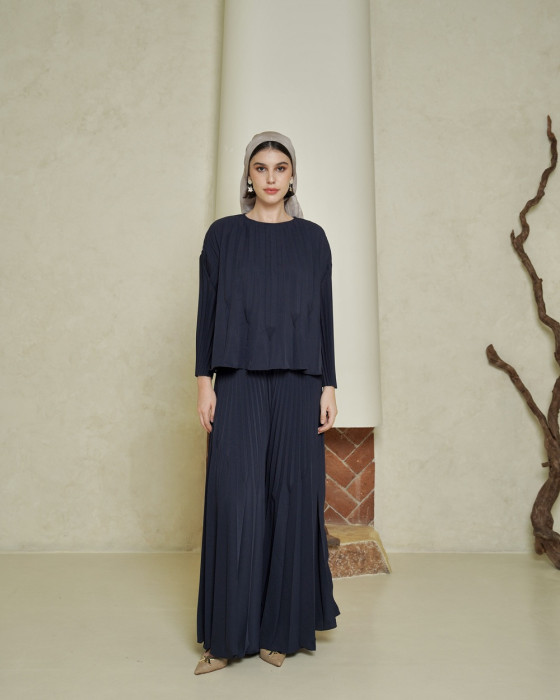 Dania Pleats Set - Navy