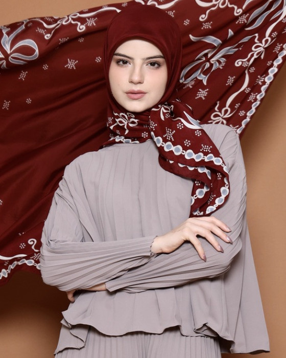 Ribbon Scarf - Maroon