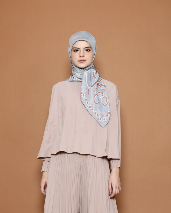 Ribbon Scarf - Ice Grey