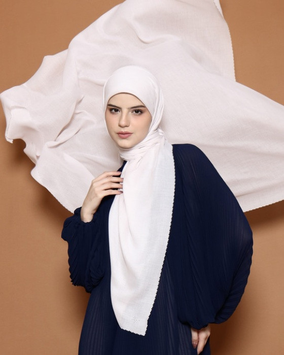 Crystal Scarf - White
