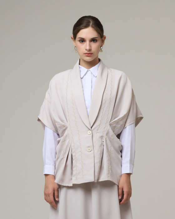 Tyanna Vest - Ivory