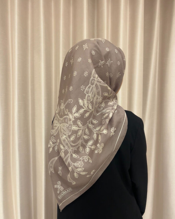 Rubina silk scarf - greige