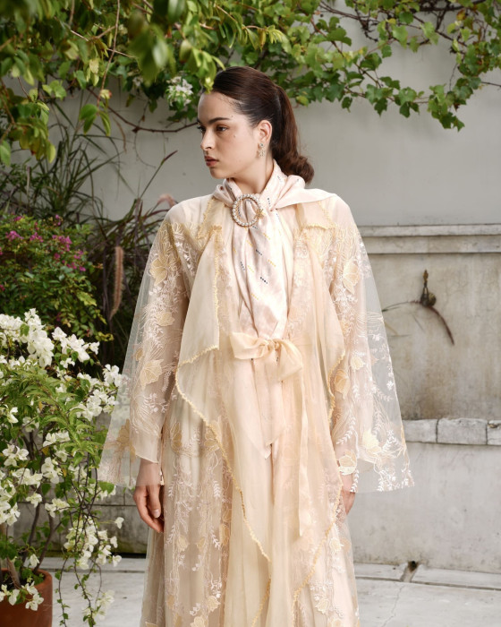 Janna Outer - Butter