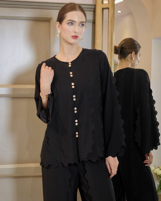 Tsana top - black