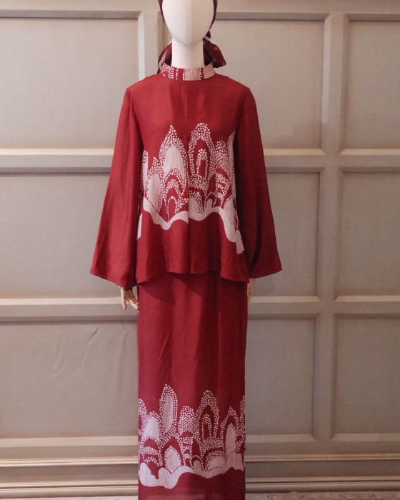 Asira set - maroon