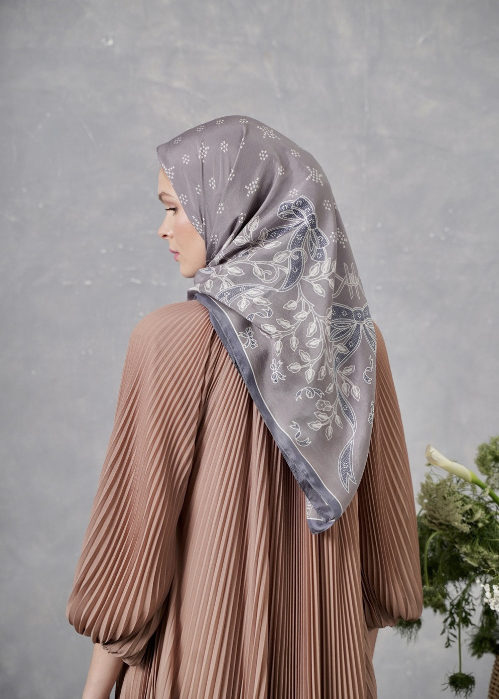 Rubina Scarf - Greige