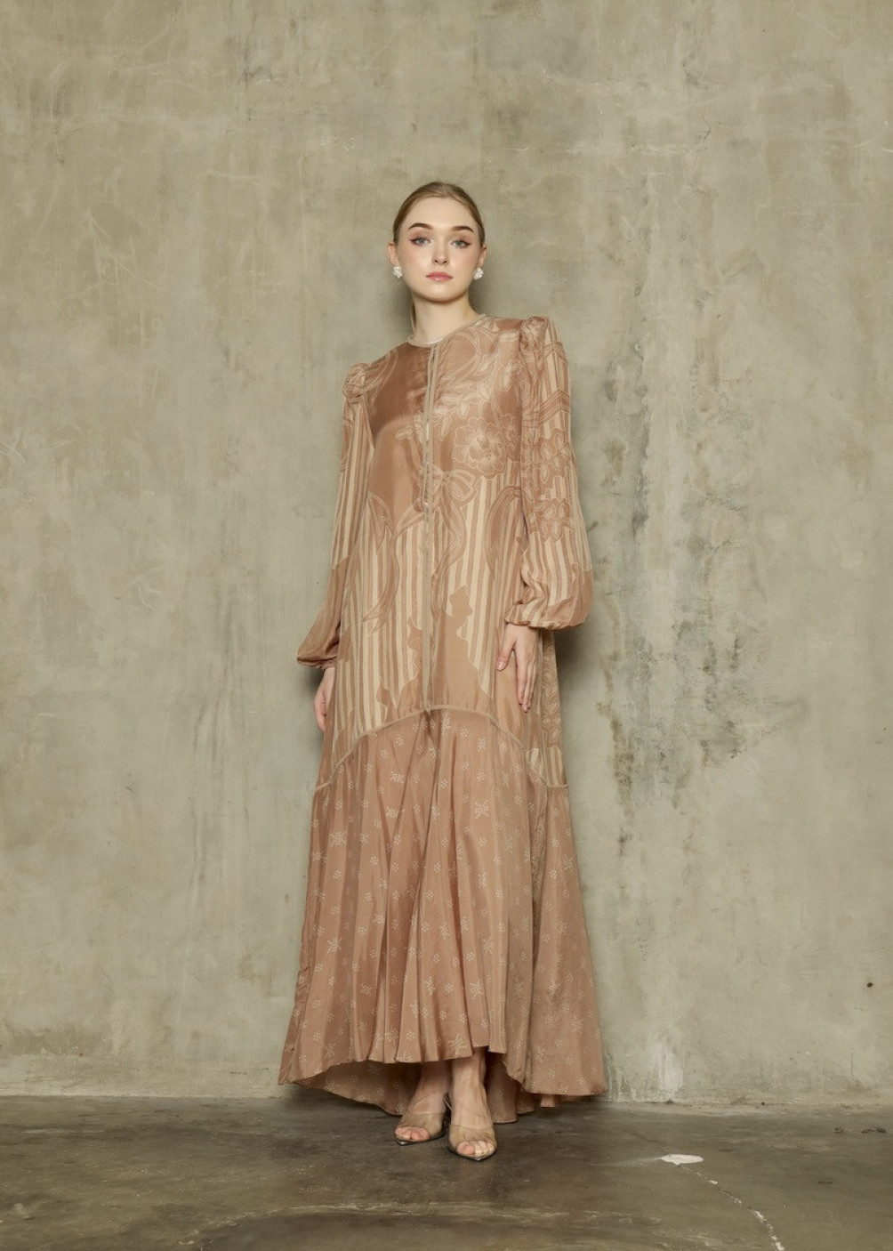 Davira Dress - Taupe