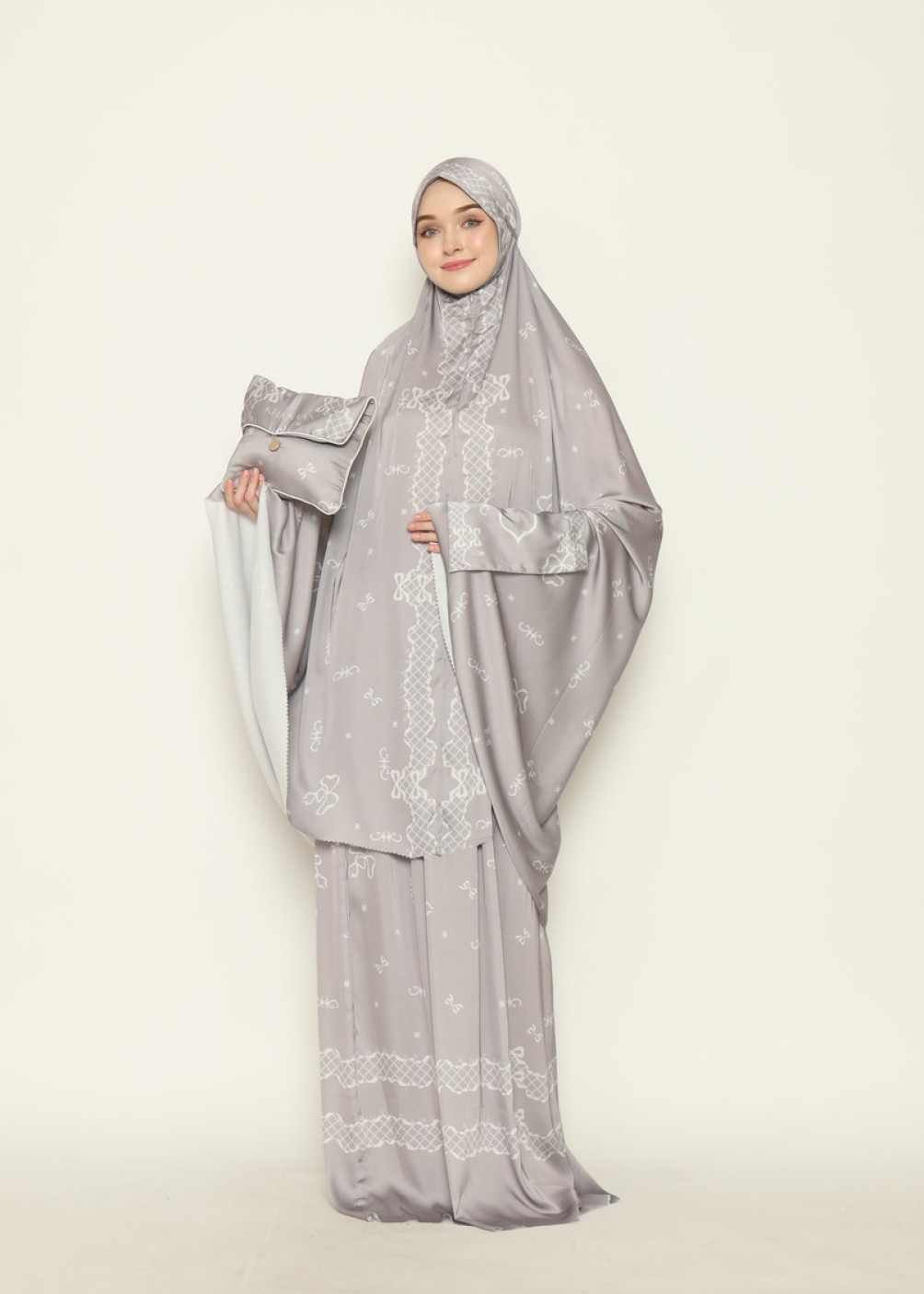 Signature Prayer Set - Taupe