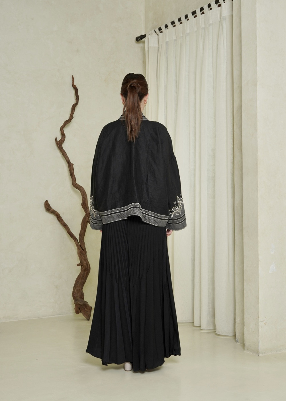 Kaia Kimono - Black