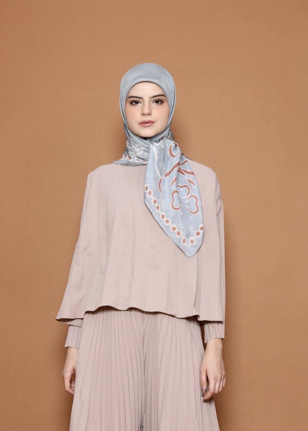 Ribbon Scarf - Ice Grey