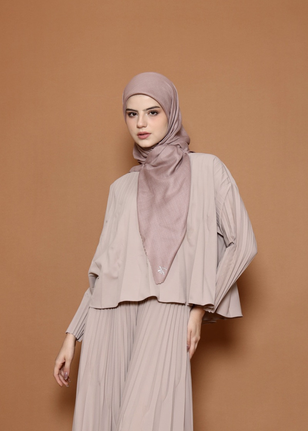 Crystal Scarf - Taupe