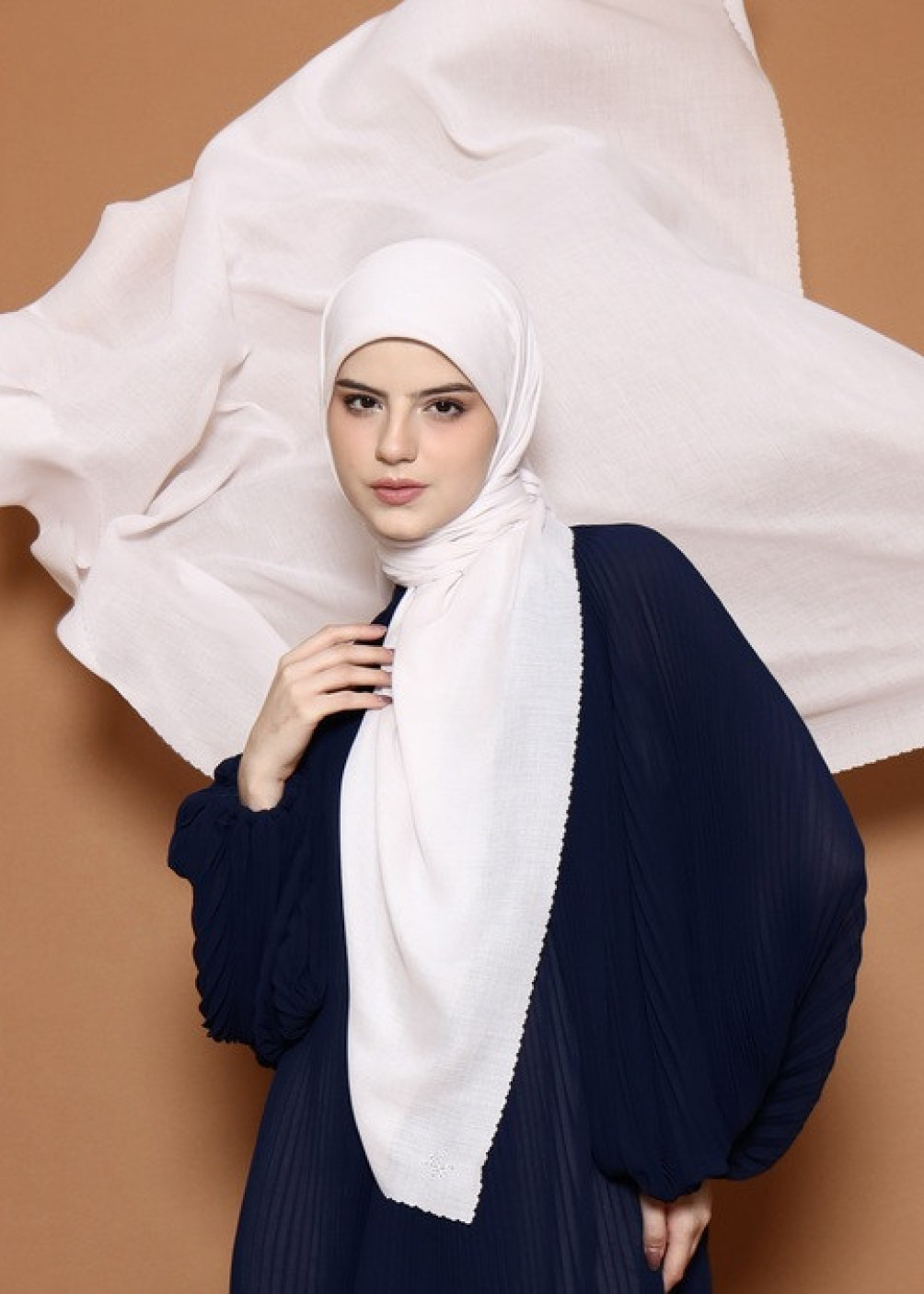 Crystal Scarf - White