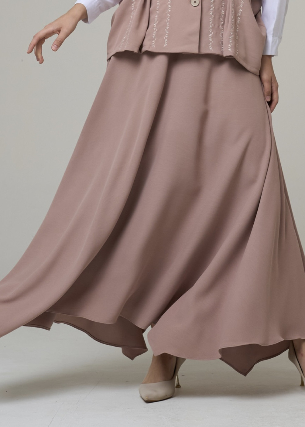 Serra Skirt