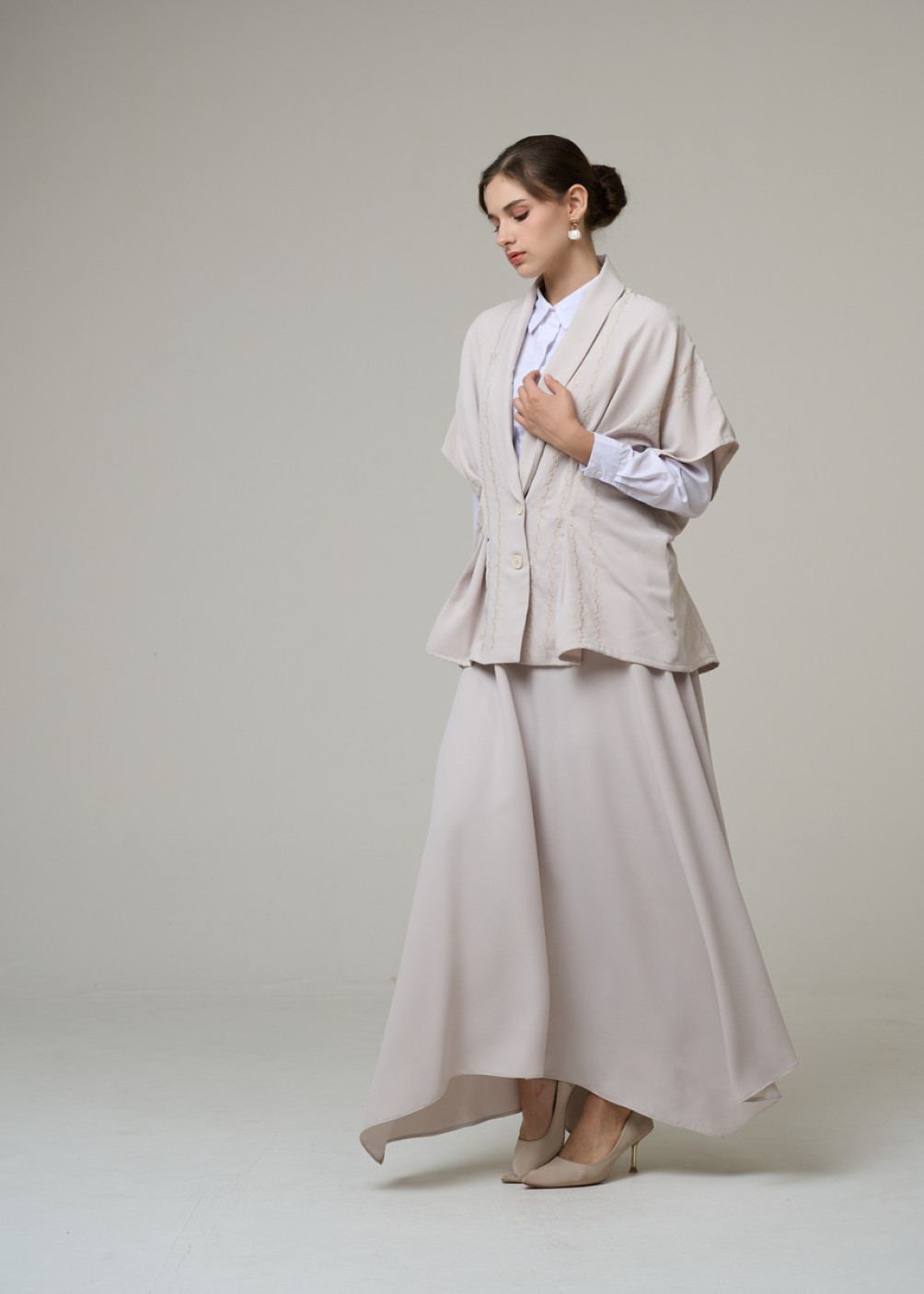 Tyanna Vest - Ivory