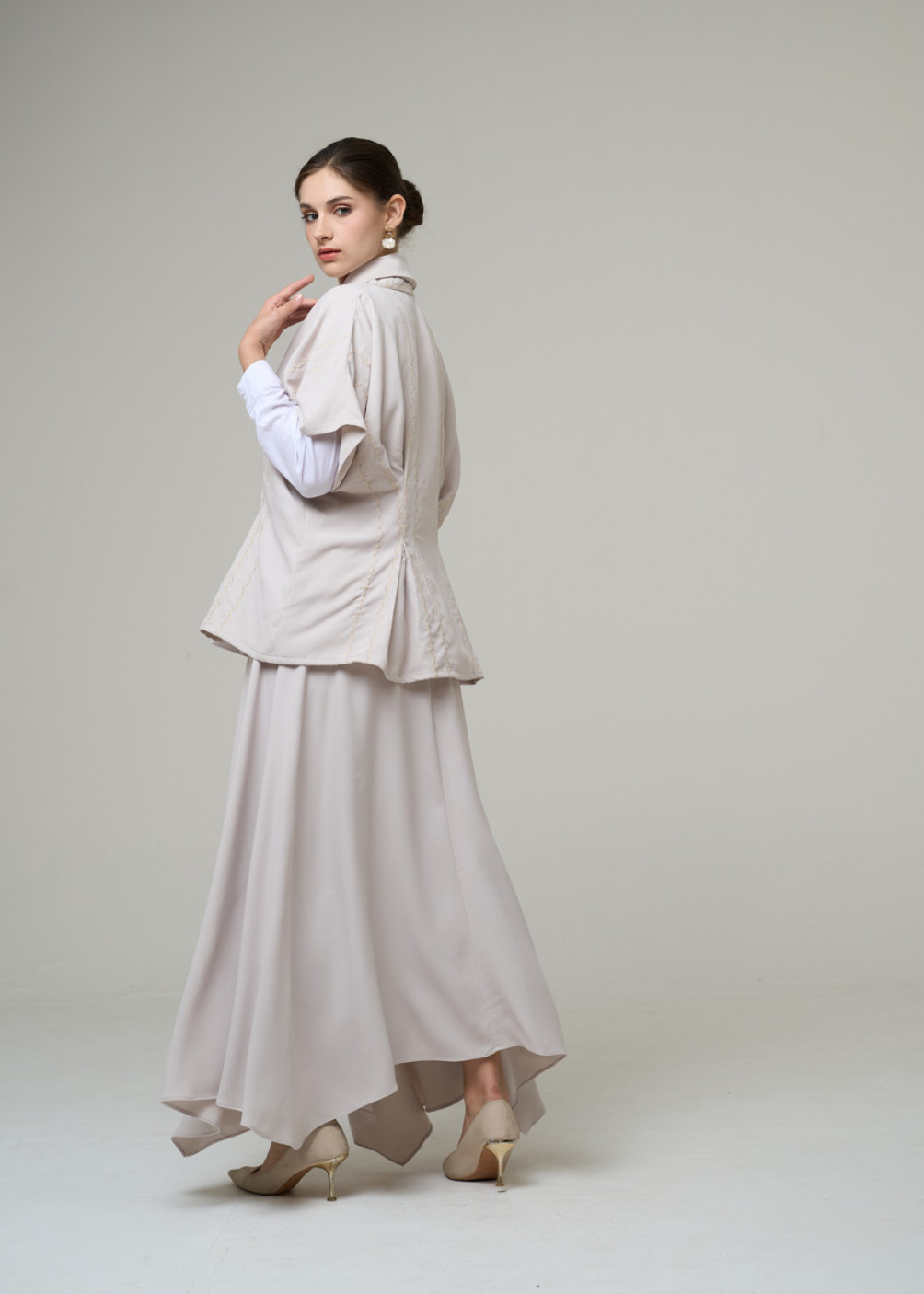 Tyanna Vest - Ivory