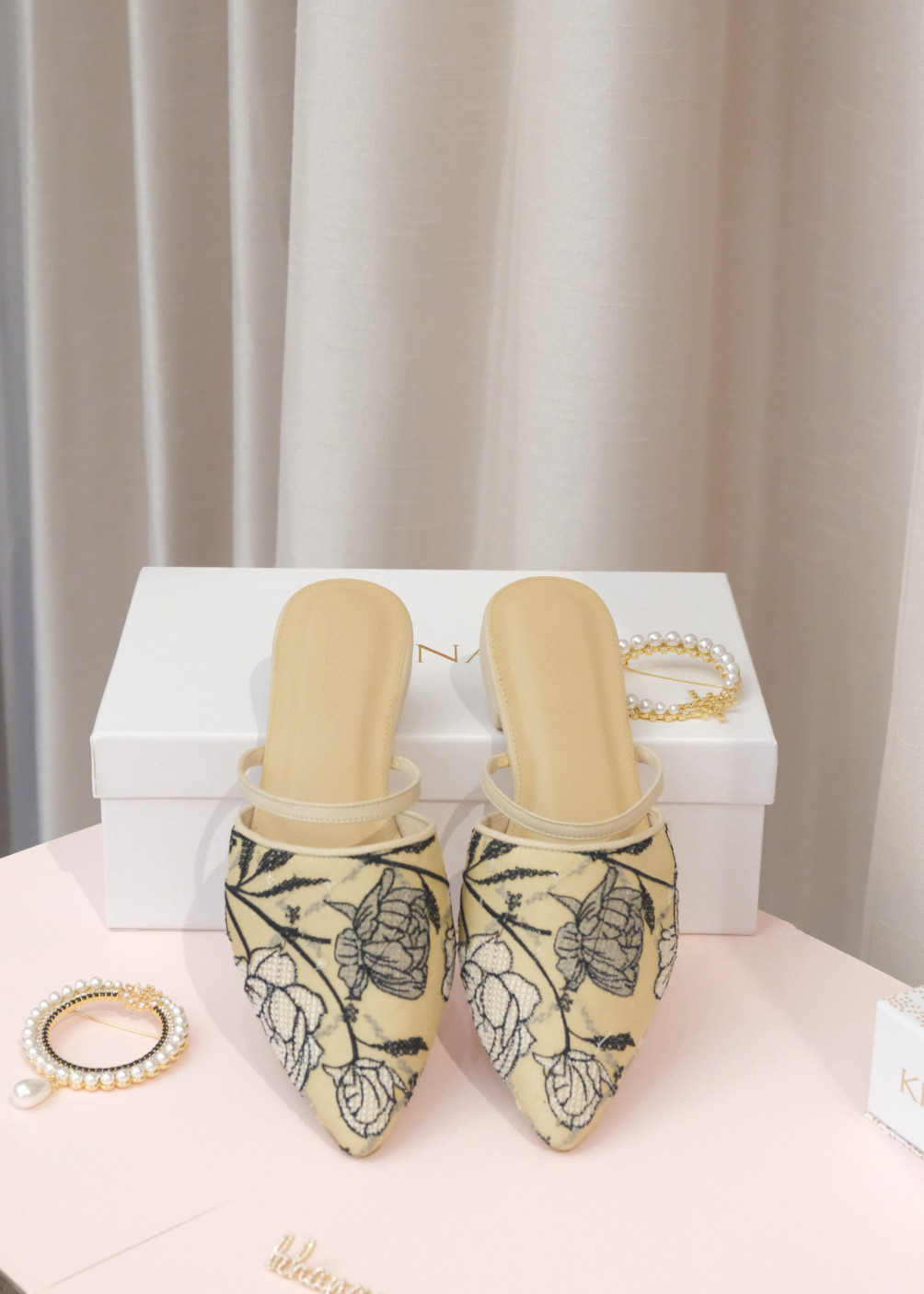 Atirah Mules - Butter