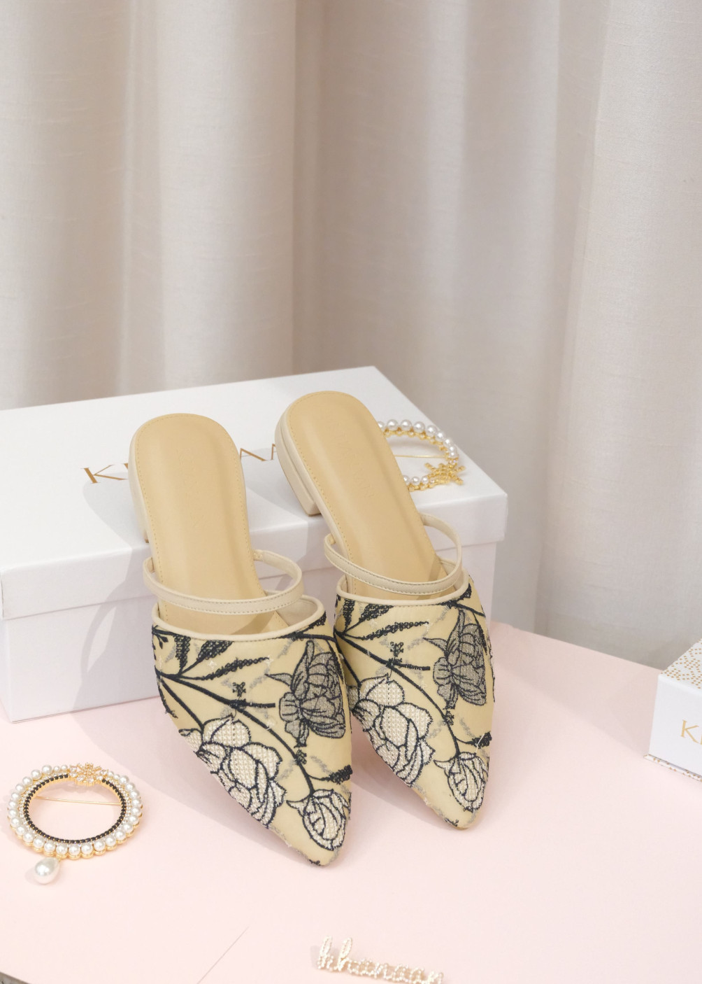 Atirah Mules - Butter