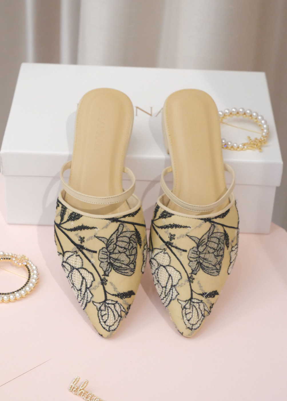 Atirah Mules - Butter