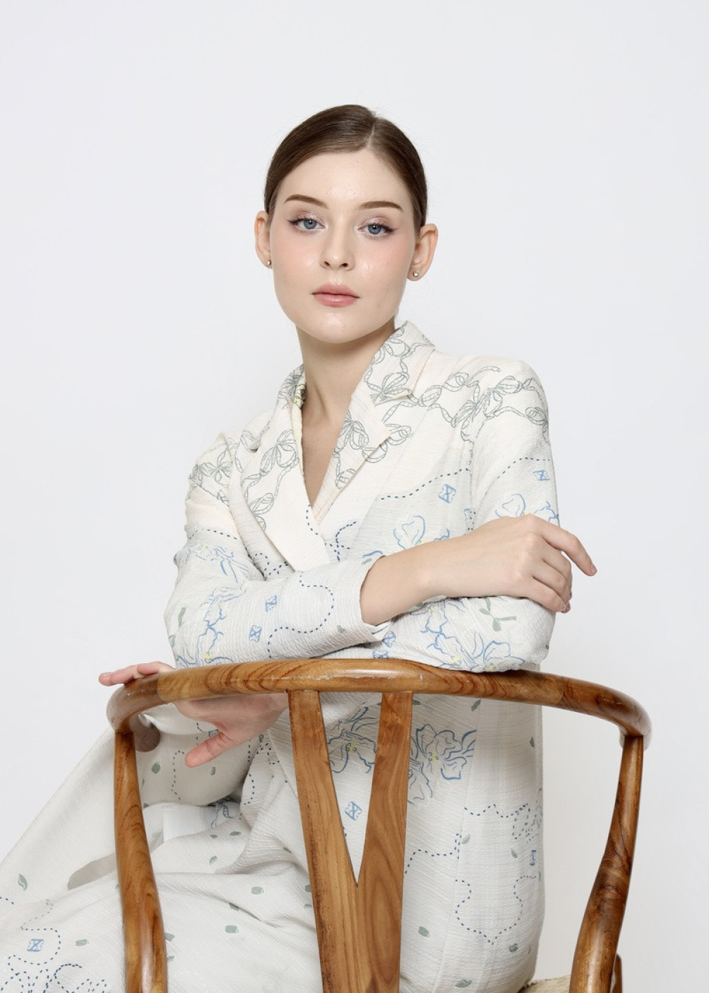 Ilona Blazer - Cherry