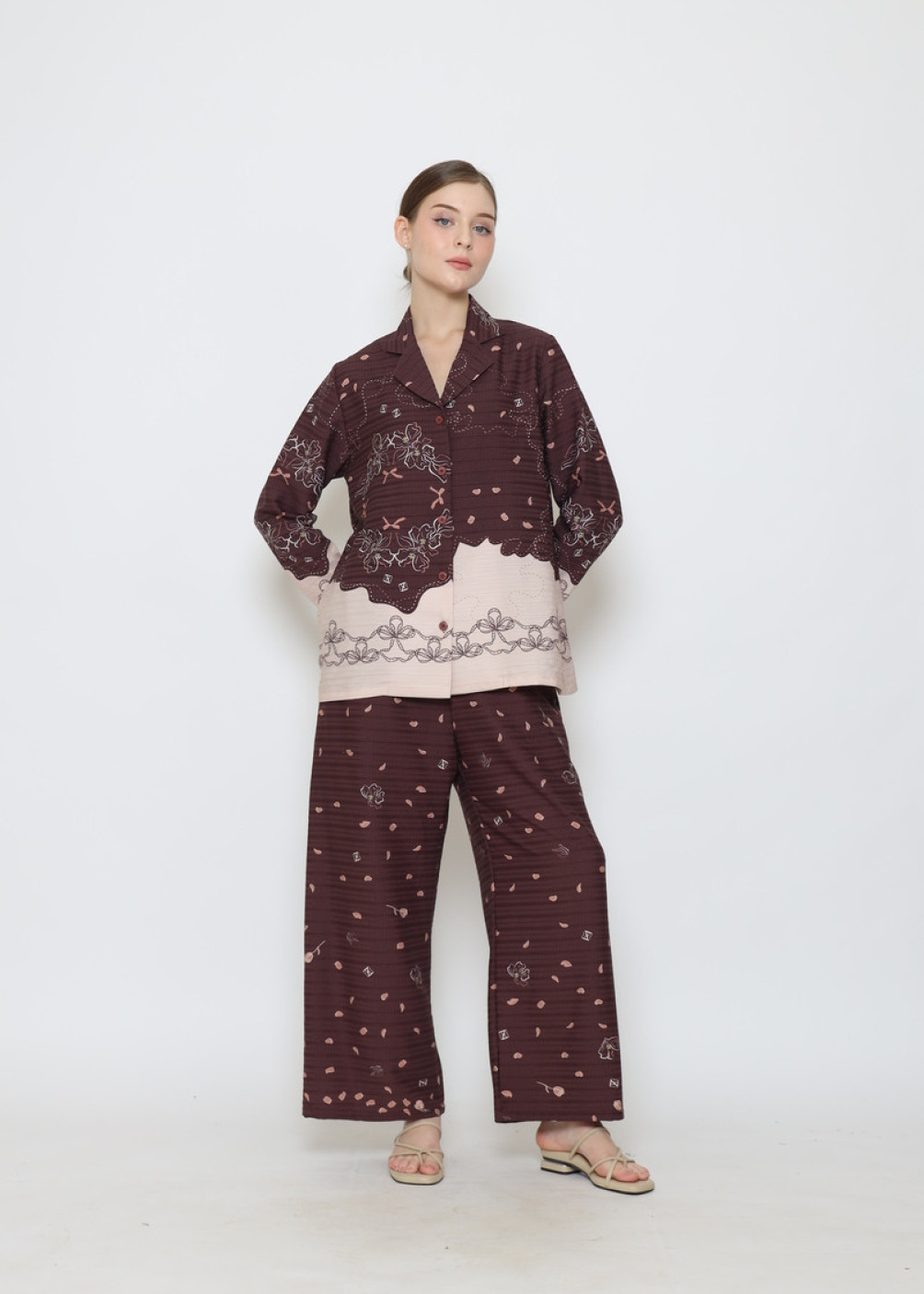 Alora Pants - Burgundy