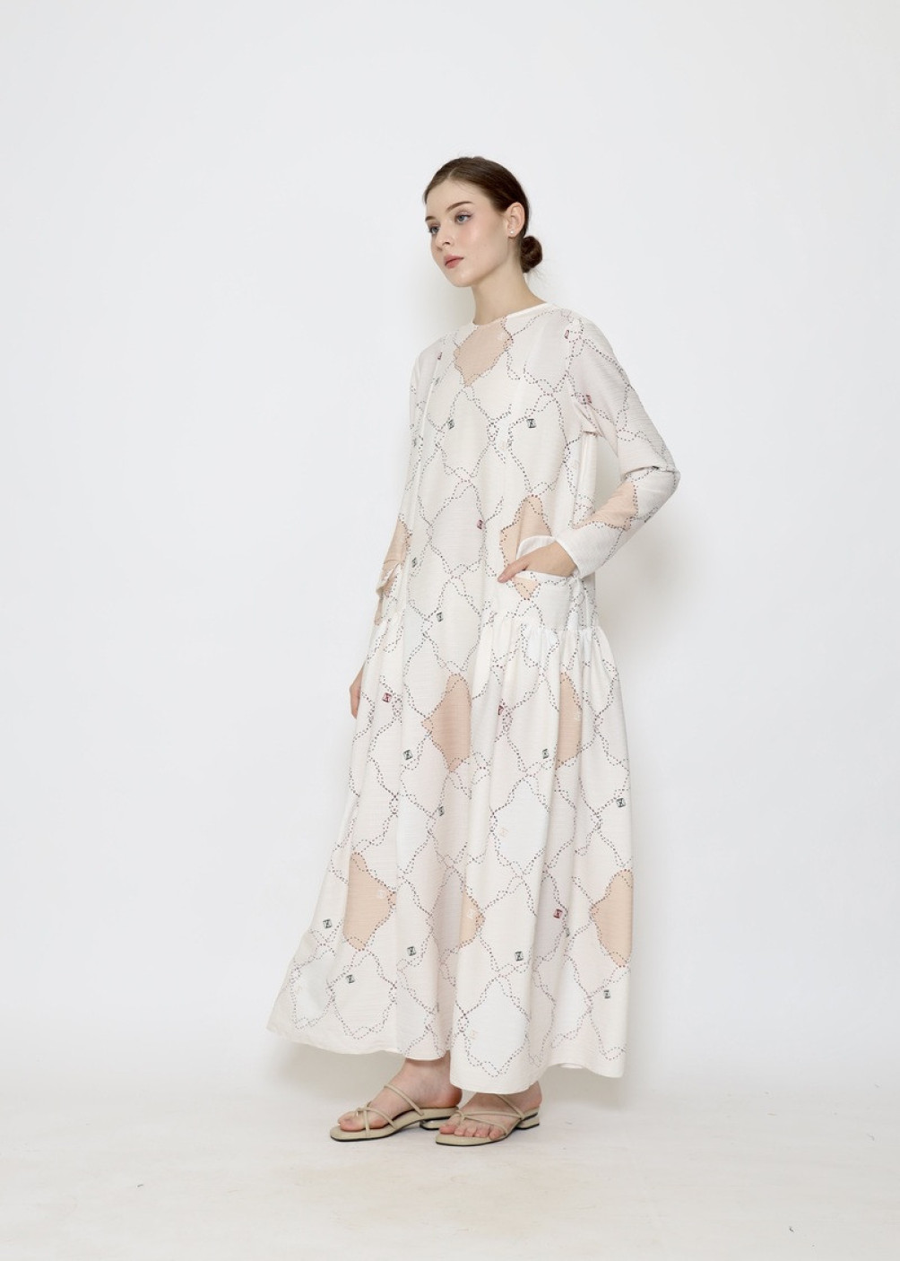 Reyan Dress - White