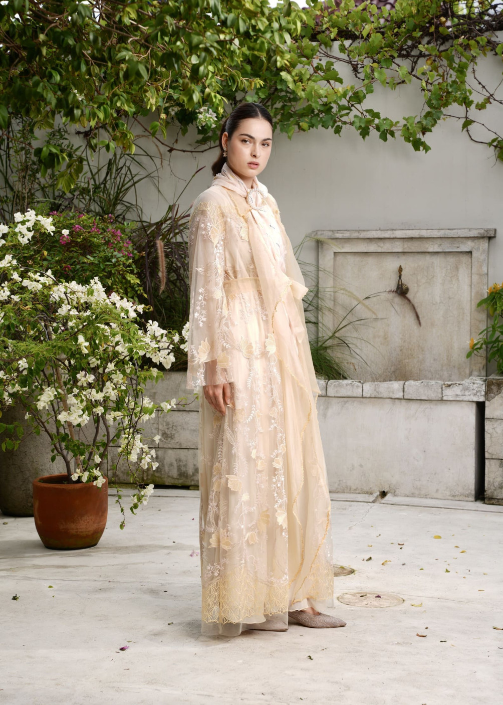 Janna Outer - Butter