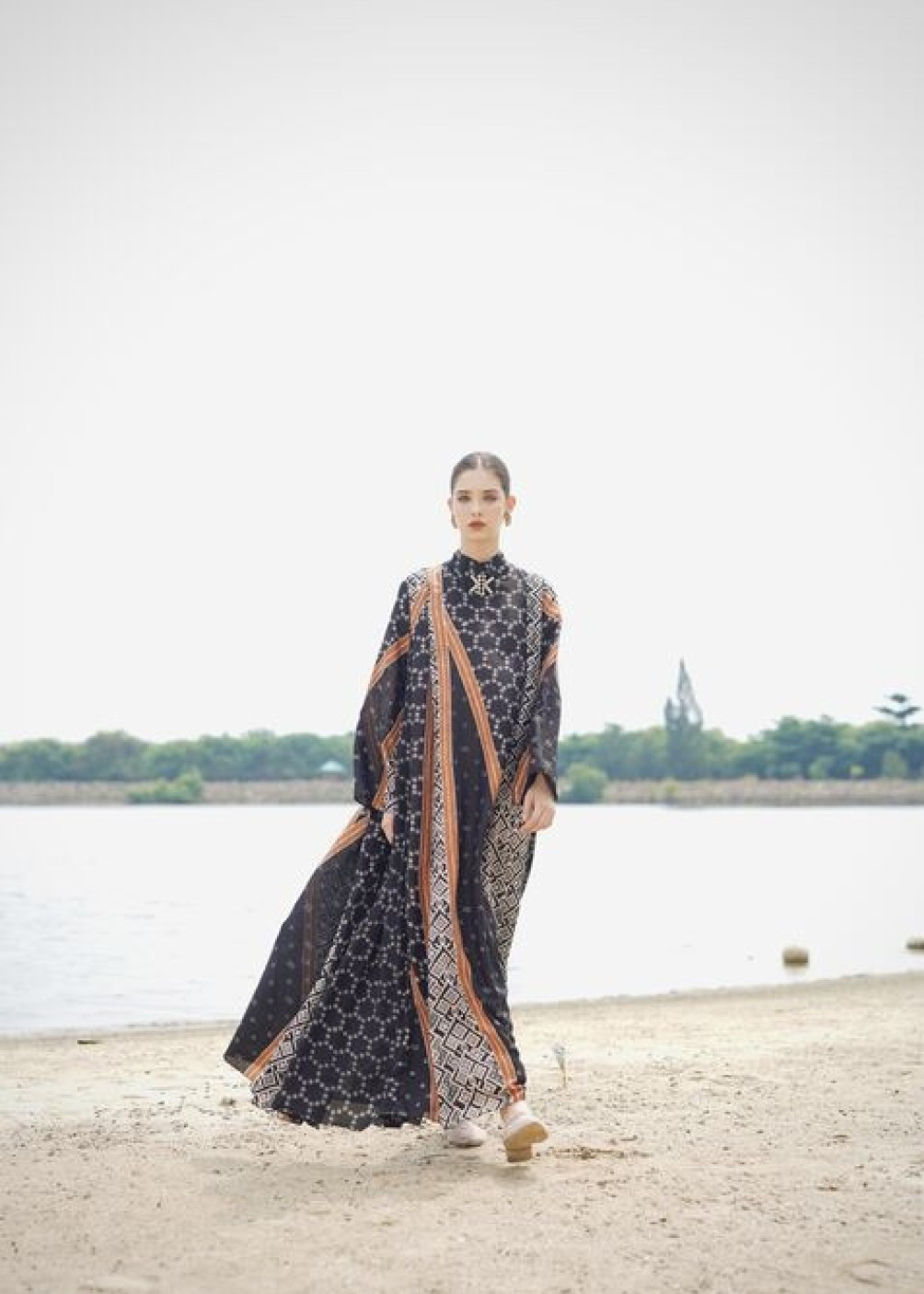 Sahila dress - black