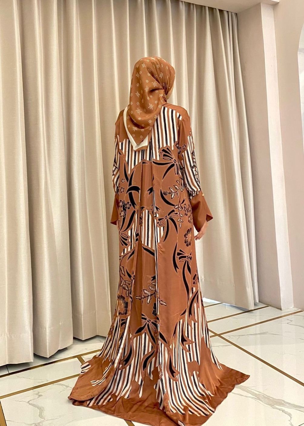 Calia outer - brown sugar