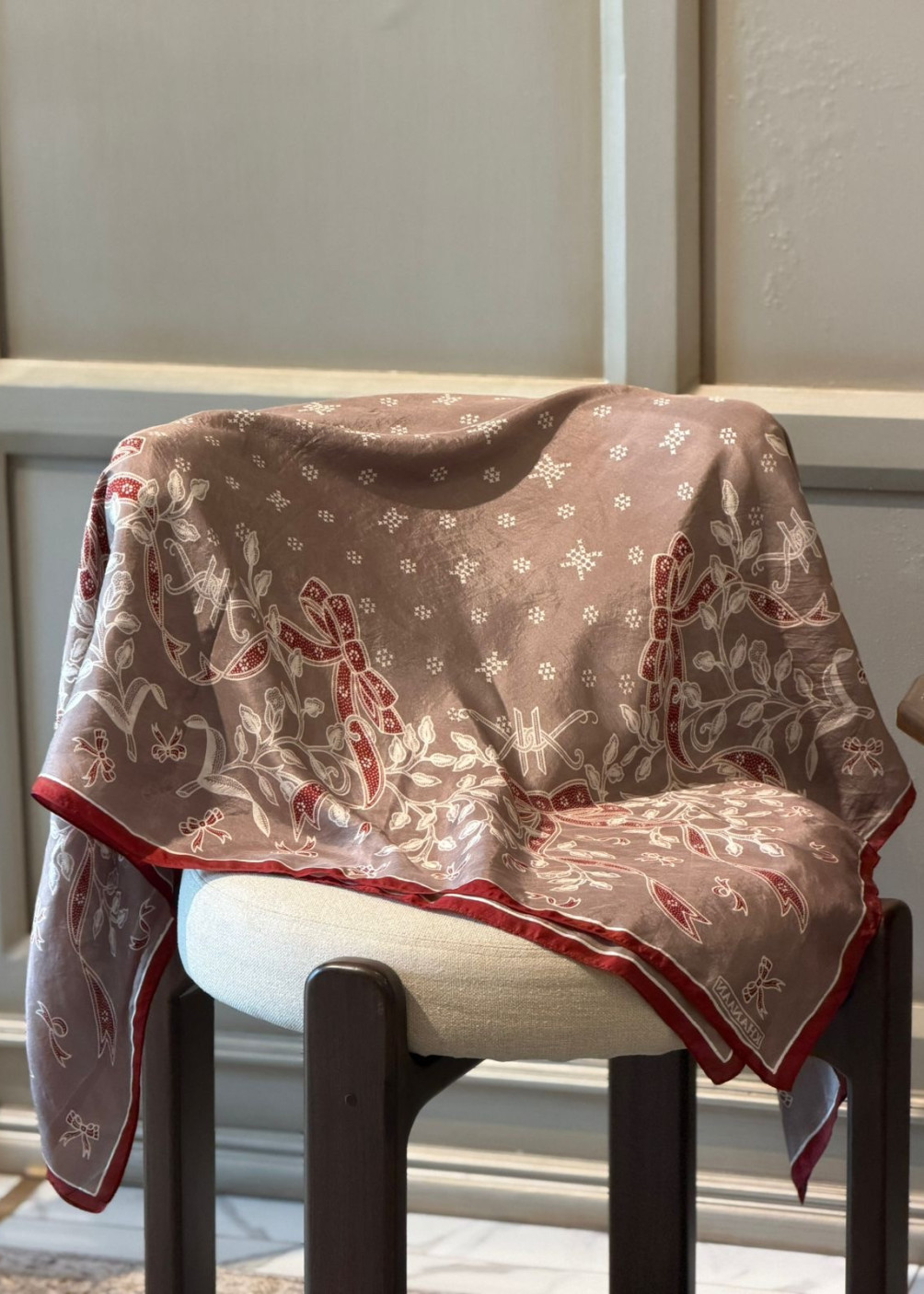 Rubina silk scarf - latte maroon